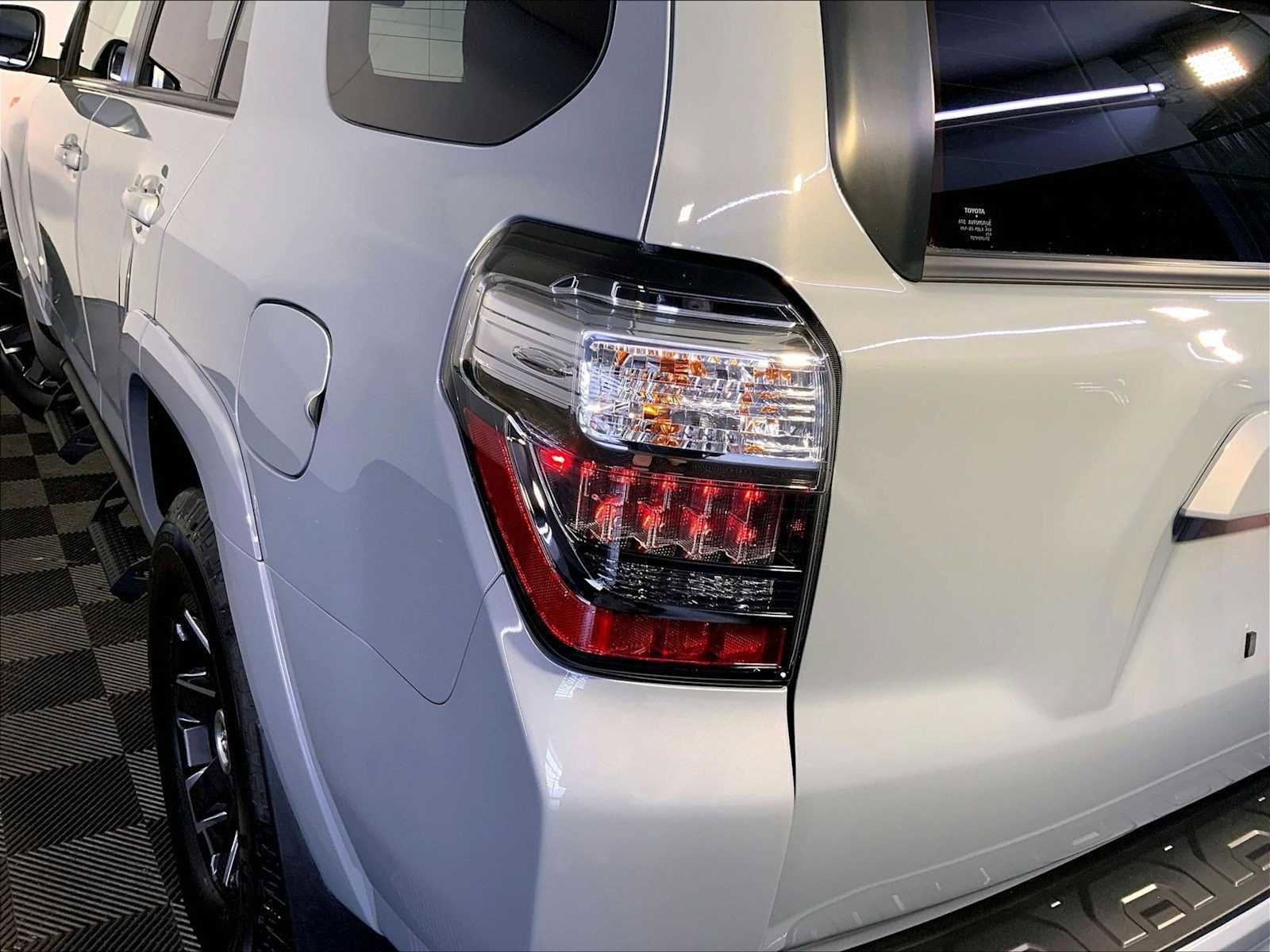 Used 2021 Toyota 4Runner Trail Special Edition AWD/4WD image 30