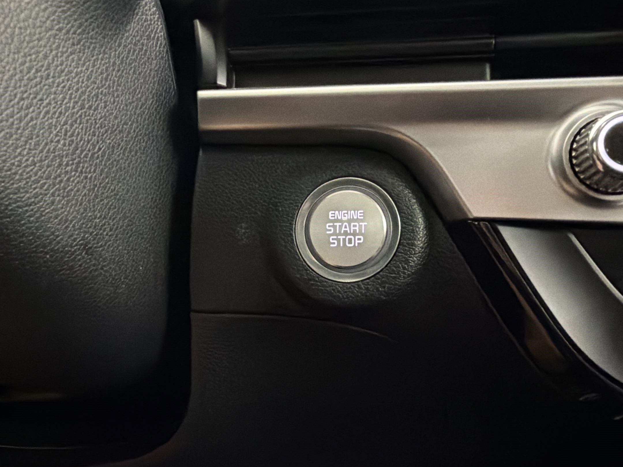 Used 2025 Kia Telluride S AWD/4WD image 15