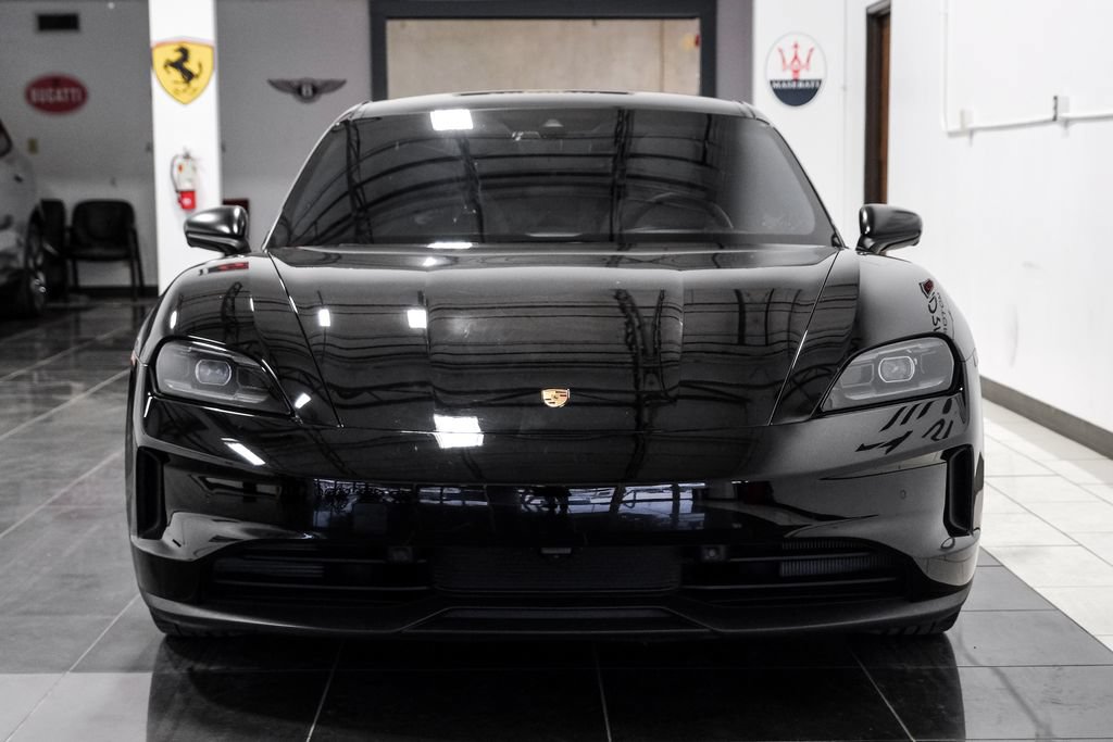 Used 2025 Porsche Taycan RWD image 6
