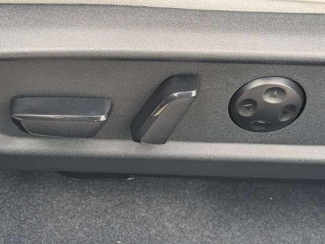New 2026 Nissan Sentra SL w/ Floor Mat Package FWD image 15