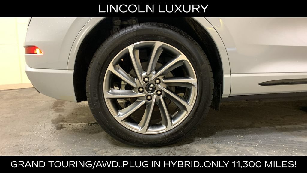 Used 2025 Lincoln Corsair Grand Touring w/ Towing Package AWD/4WD image 16