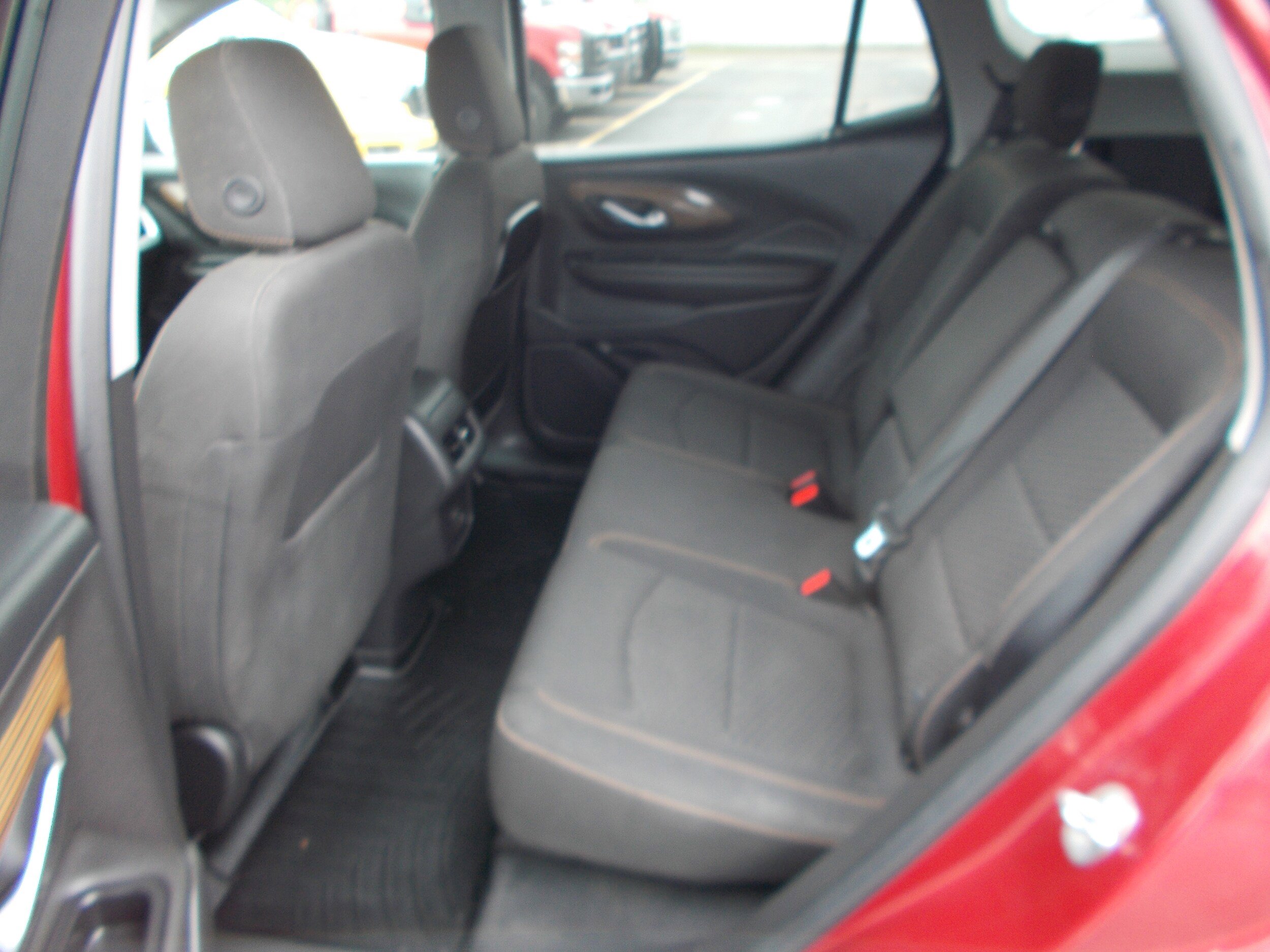 Used 2019 GMC Terrain SLE w/ Driver Convenience Package AWD/4WD image 8
