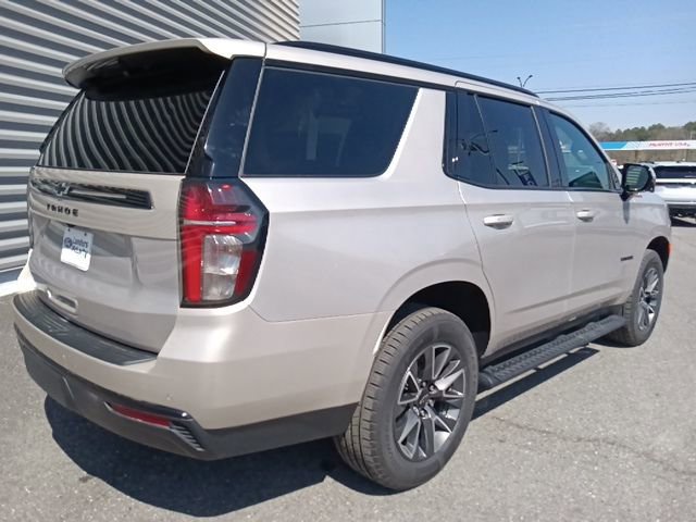 Used 2024 Chevrolet Tahoe Z71 w/ Luxury Package image 3