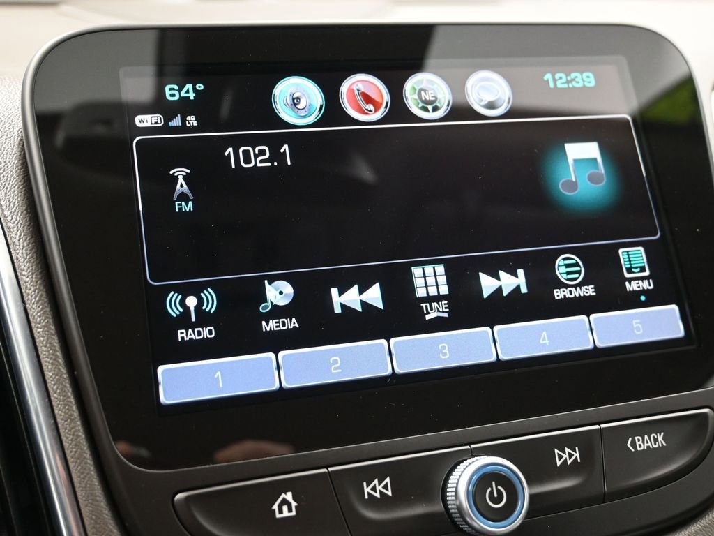 Used 2018 Chevrolet Malibu Premier w/ Premier Sun and Wheel Package image 18