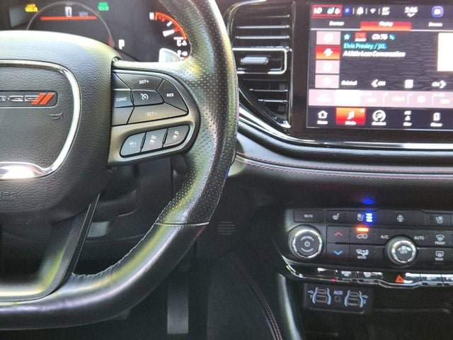 Used 2021 Dodge Durango R/T w/ Technology Group AWD/4WD image 24