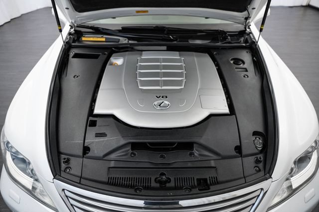 Used 2011 Lexus LS 460 AWD w/ Comfort Pkg image 13