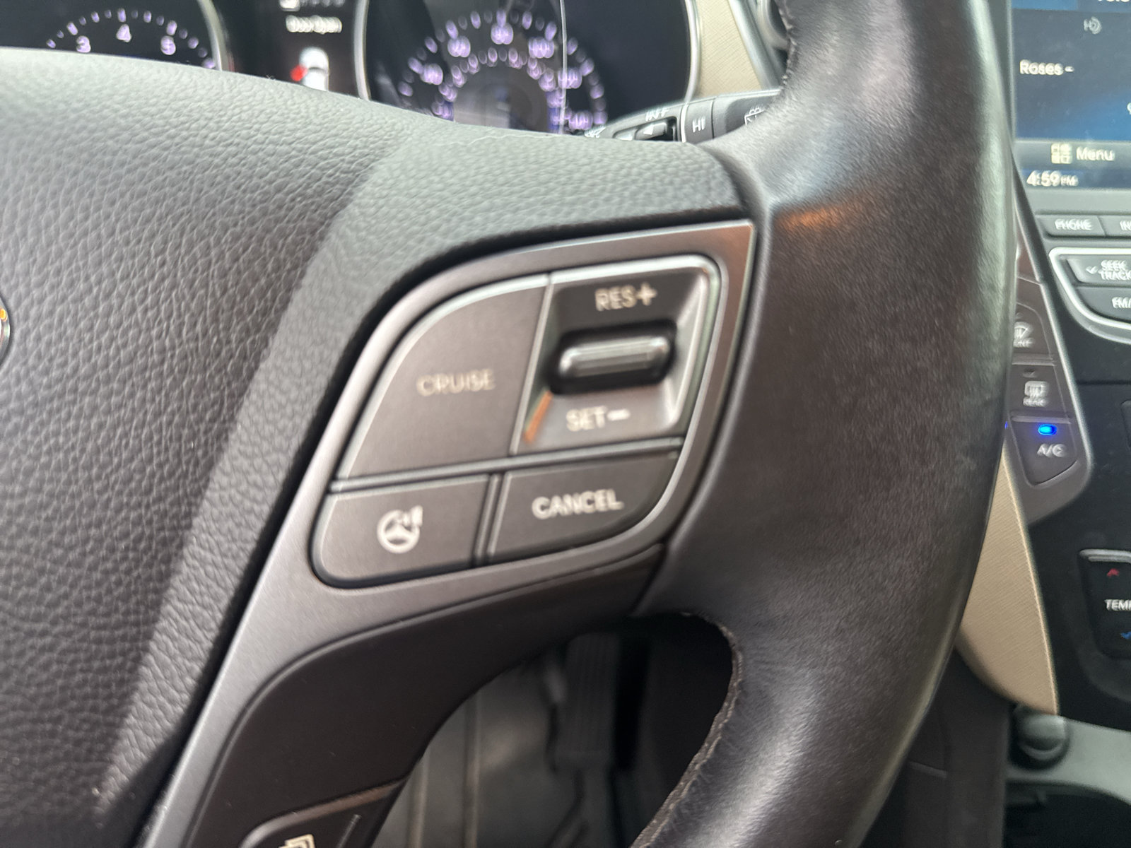 Used 2016 Hyundai Santa Fe Limited w/ Option Group 04 AWD/4WD image 22