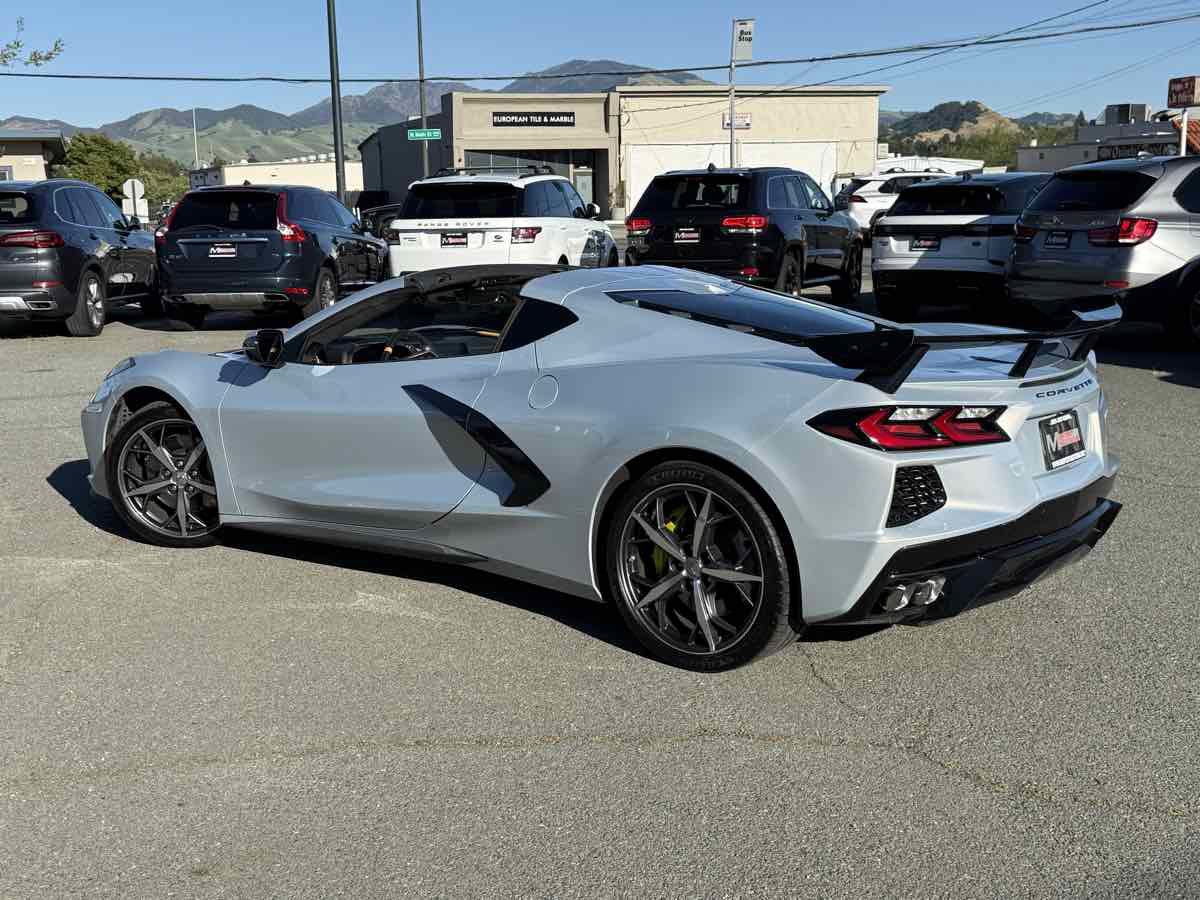 Used 2022 Chevrolet Corvette Stingray Premium Cpe w/ Z51 Performance Package RWD image 10