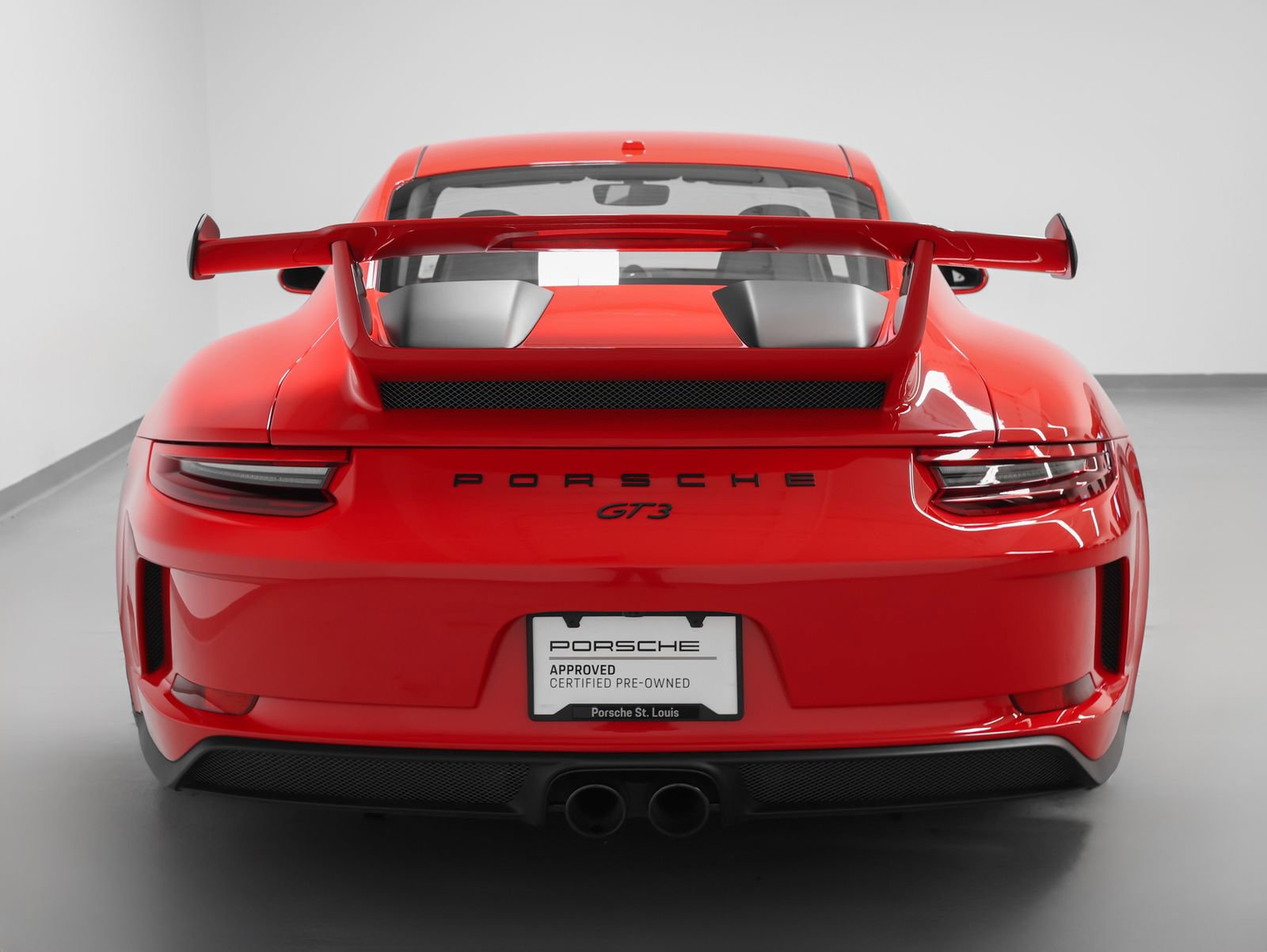 Certified 2018 Porsche 911 GT3 image 12