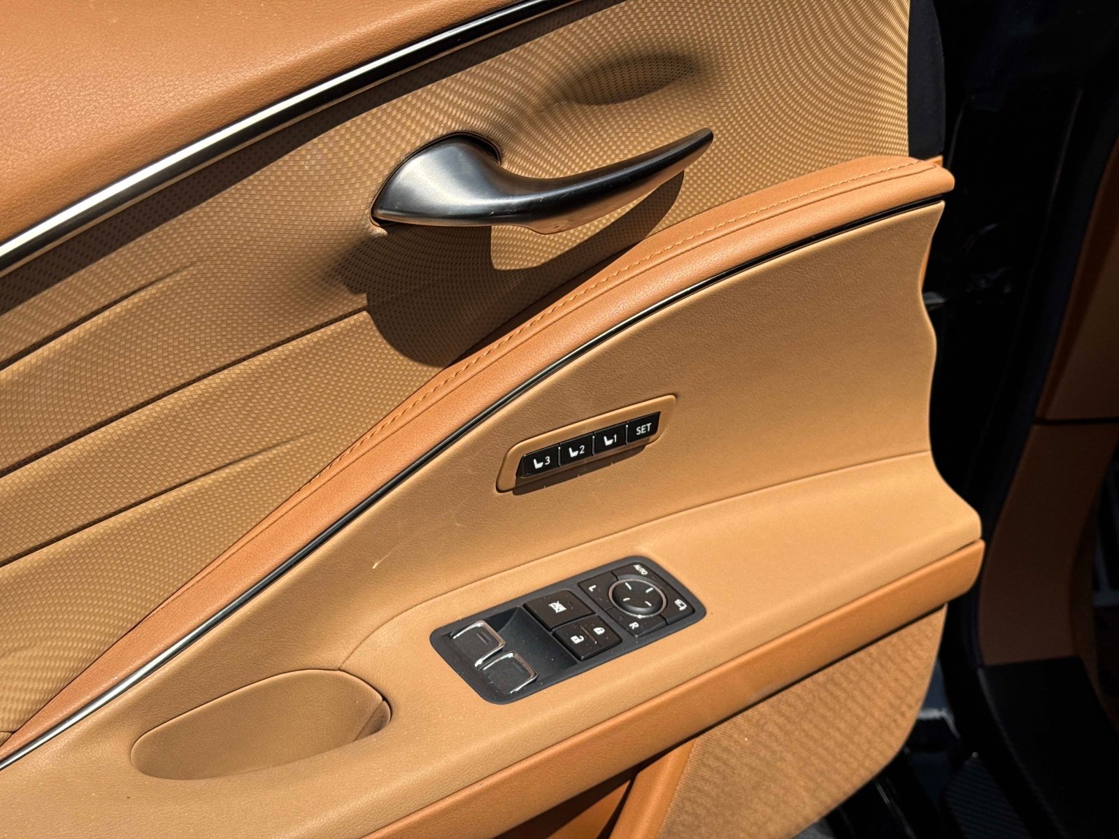 Certified 2022 Lexus LC 500 Convertible w/ Touring Package image 12