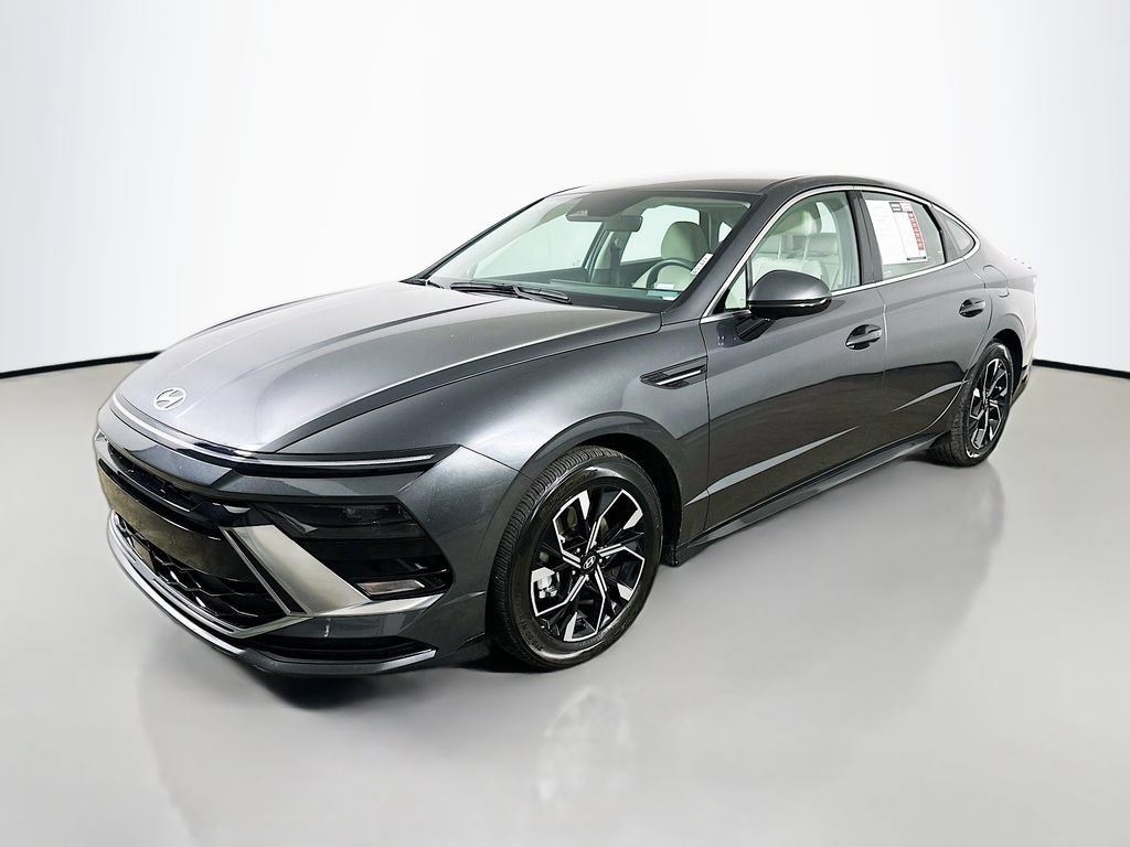 Used 2024 Hyundai Sonata SEL FWD image 3