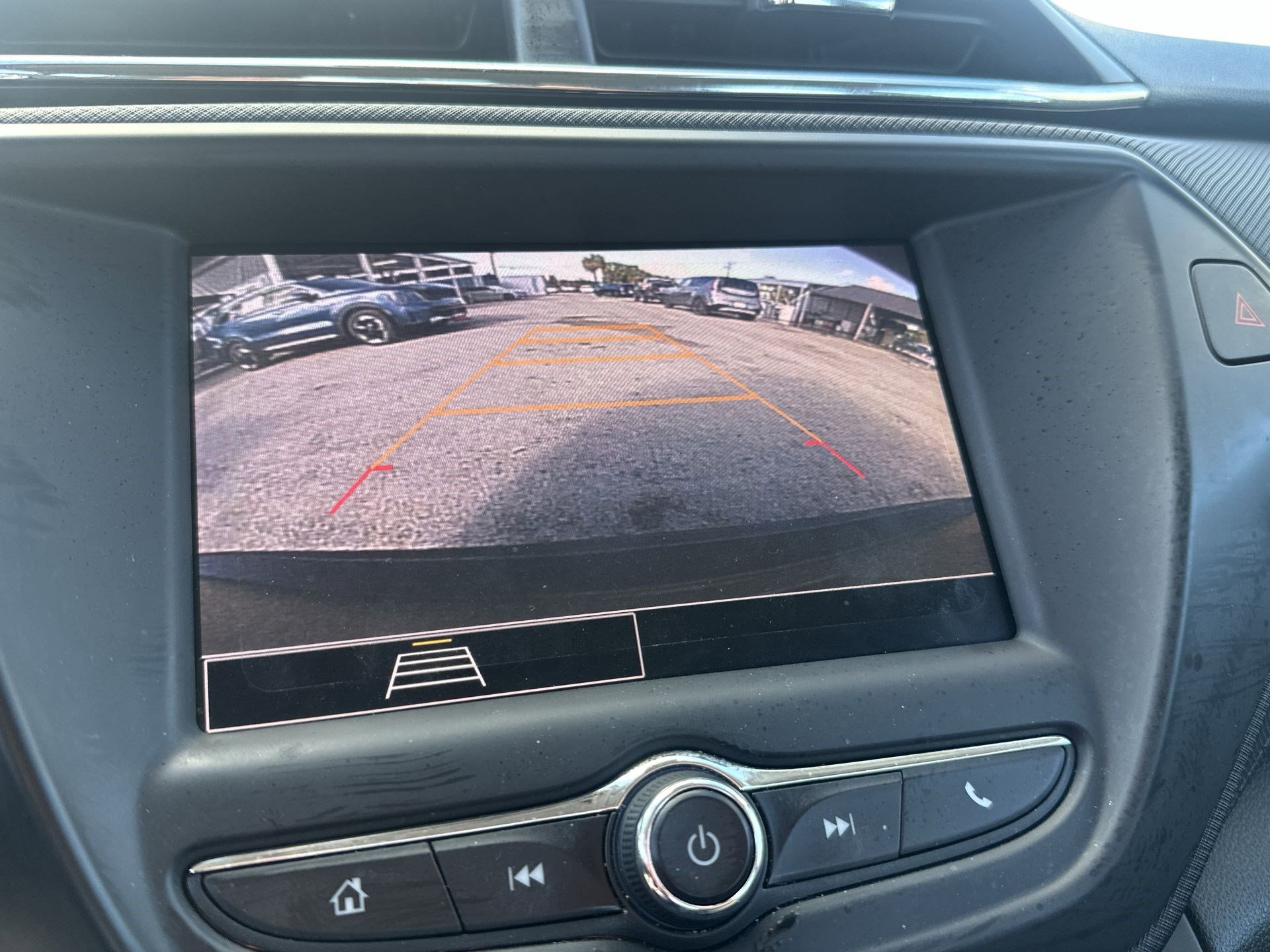 Used 2023 Chevrolet TrailBlazer LS image 25