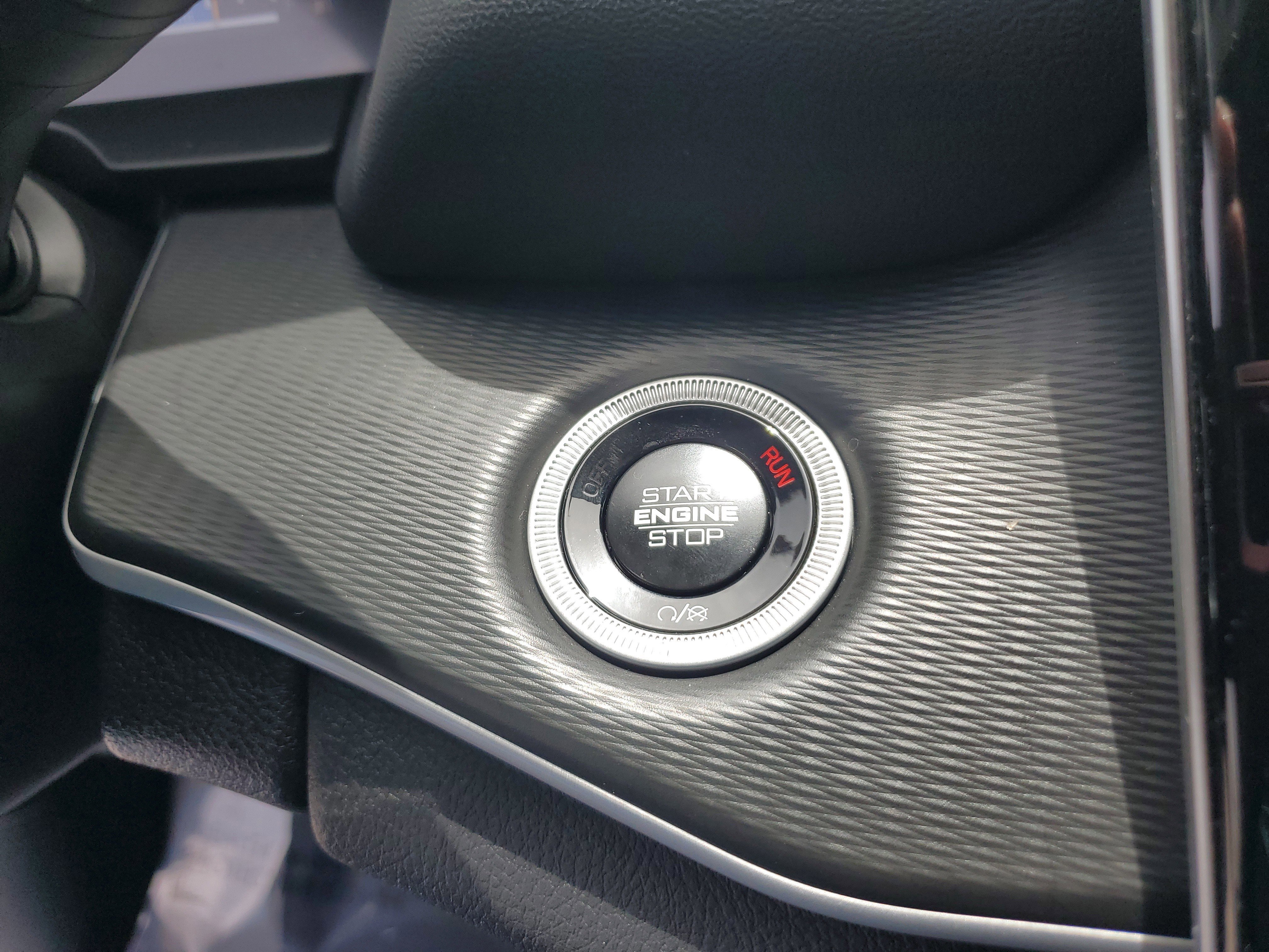 Used 2024 Jeep Grand Cherokee L Altitude image 26