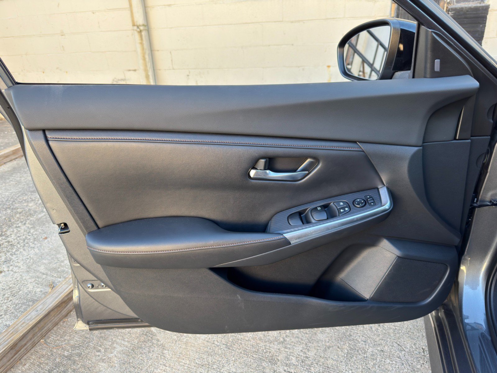 Used 2020 Nissan Sentra SR FWD image 34