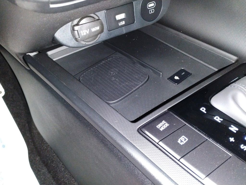 Used 2025 Hyundai Elantra Sport image 26