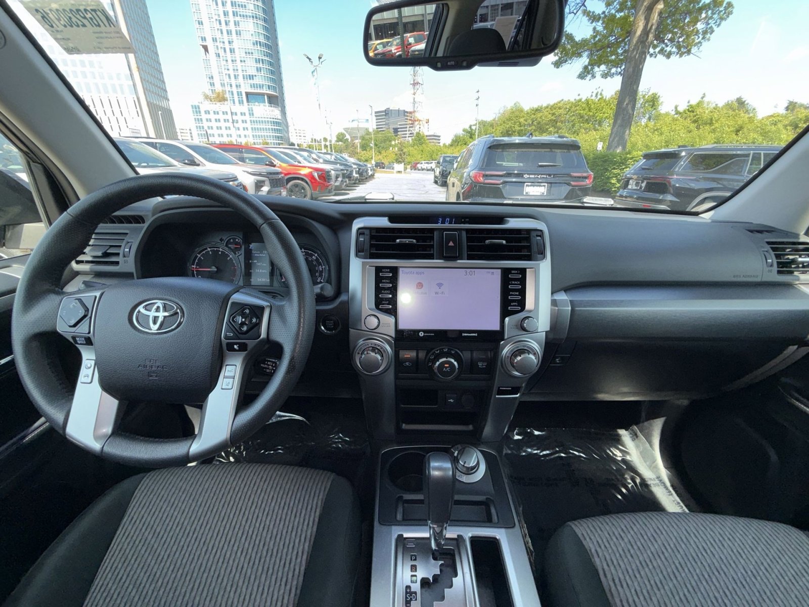 Used 2023 Toyota 4Runner SR5 AWD/4WD image 22