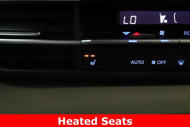 Used 2022 Toyota Sienna XLE image 4