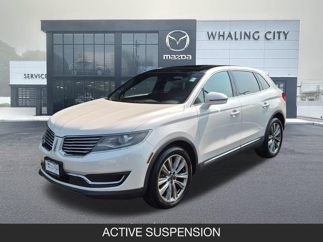 Used 2016 Lincoln MKX Reserve w/ Climate Package AWD/4WD image 3