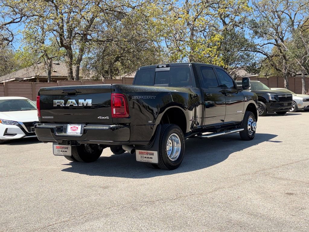 Used 2025 RAM 3500 Laramie w/ Sport Appearance Package image 5
