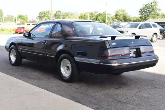 Used 1987 Ford Thunderbird Sport RWD image 13