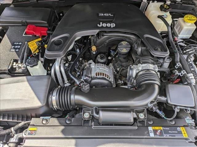 Used 2021 Jeep Gladiator Overland image 20