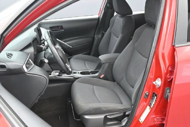 Used 2023 Toyota Corolla Cross LE FWD image 10