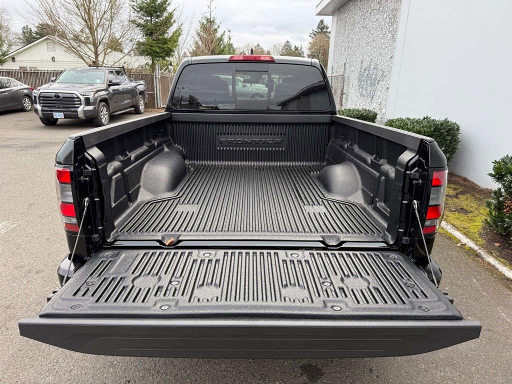 New 2026 Nissan Frontier PRO-4X w/ Tow Package image 9