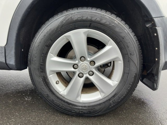 Used 2014 Toyota RAV4 XLE image 26