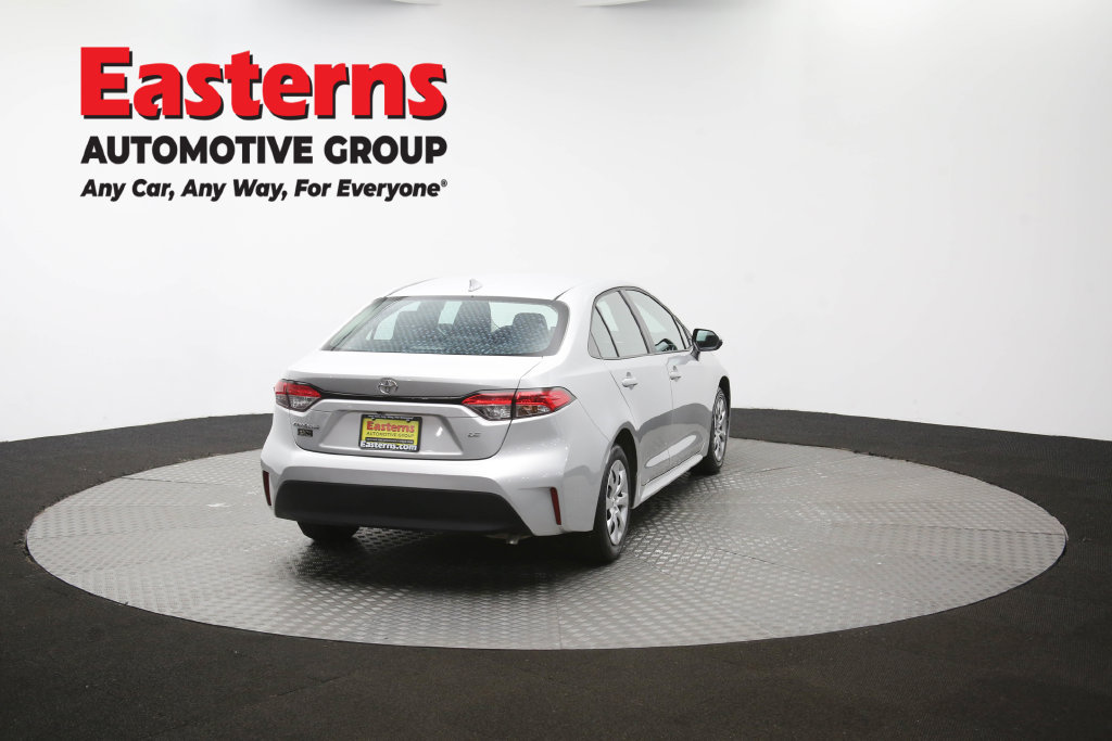 Used 2025 Toyota Corolla LE FWD image 40