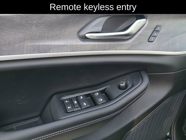 New 2025 Jeep Grand Cherokee L Limited image 13