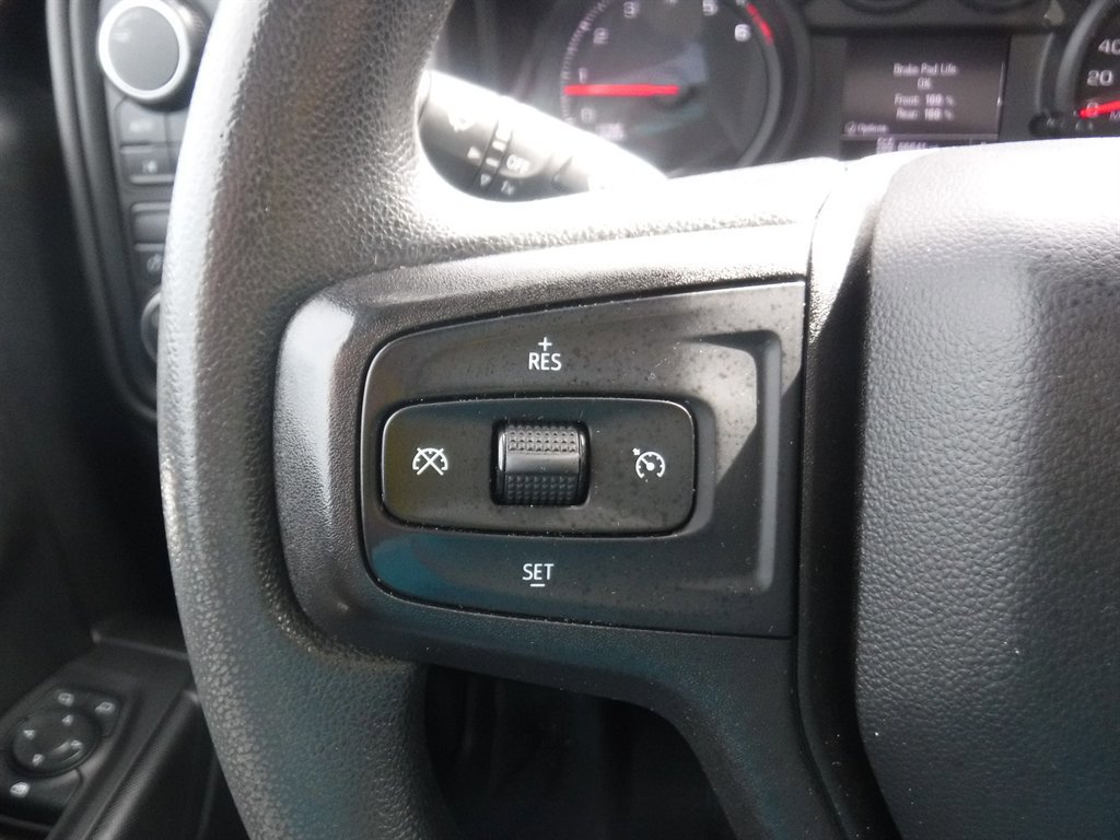 Used 2020 Chevrolet Silverado 1500 Custom w/ Custom Convenience Package AWD/4WD image 10