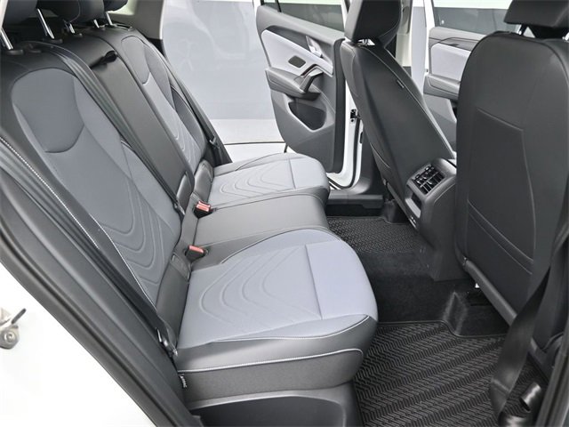 New 2026 Volkswagen Tiguan SE image 25