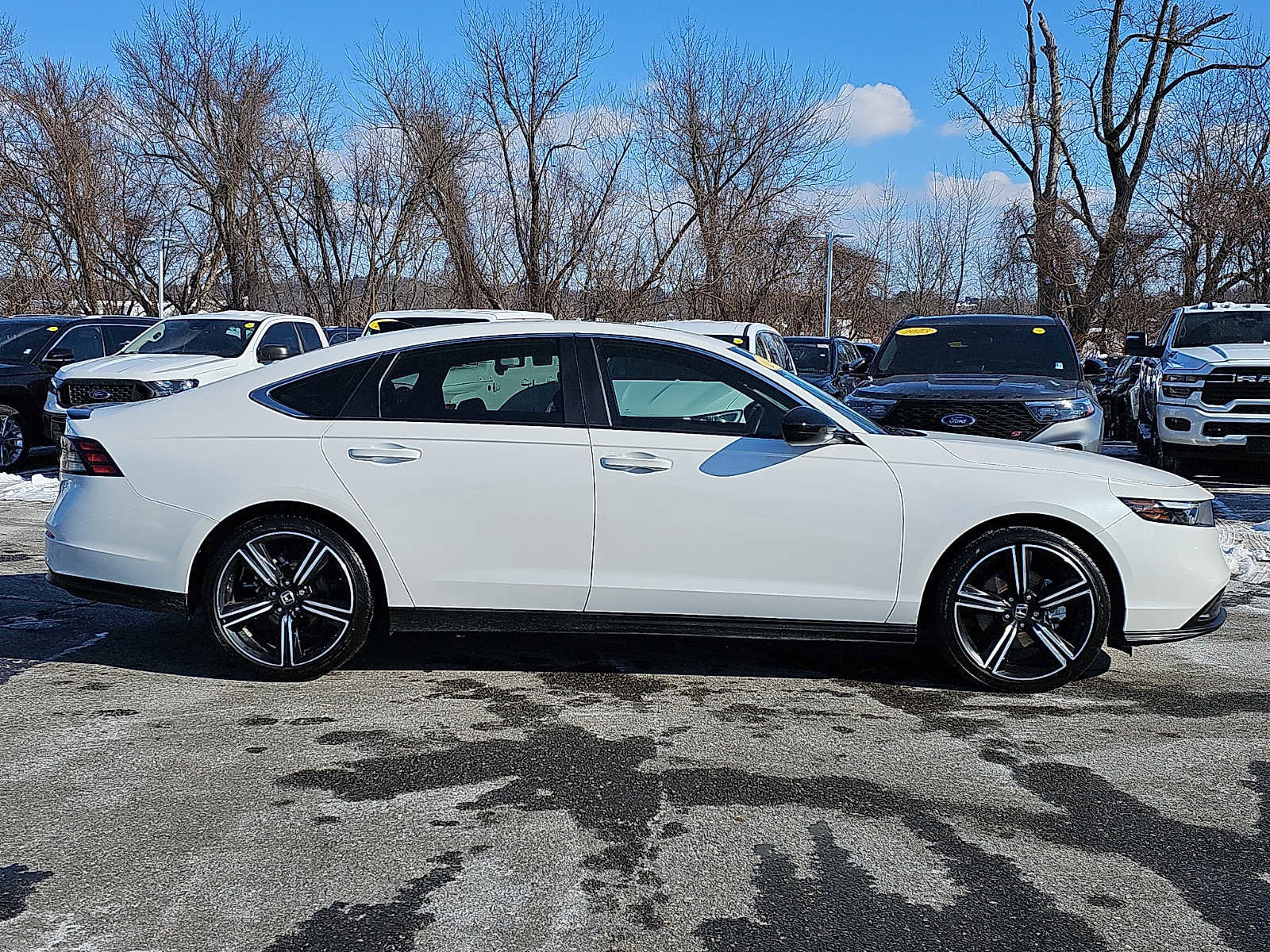 Used 2024 Honda Accord Sport image 7