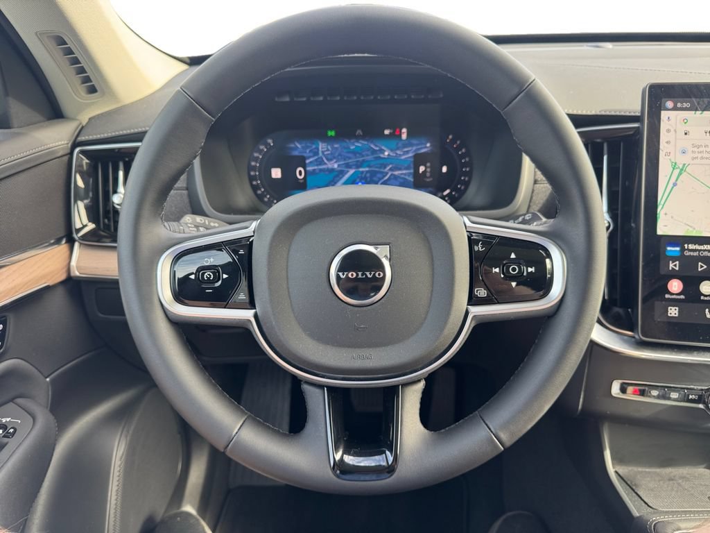 Certified 2025 Volvo XC90 B5 Core AWD/4WD image 14