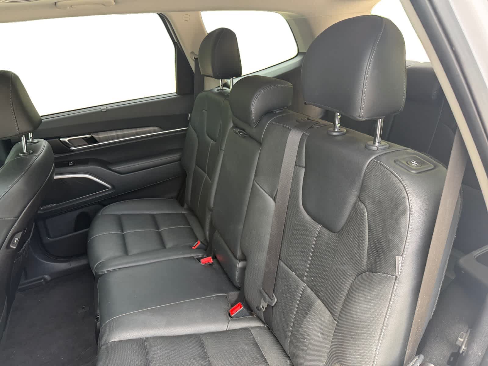 Used 2025 Kia Telluride EX FWD image 22