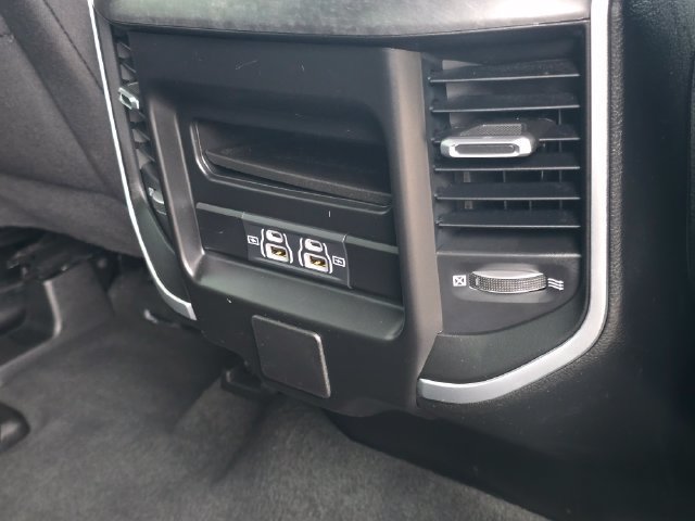 Used 2023 RAM 1500 Big Horn AWD/4WD image 38