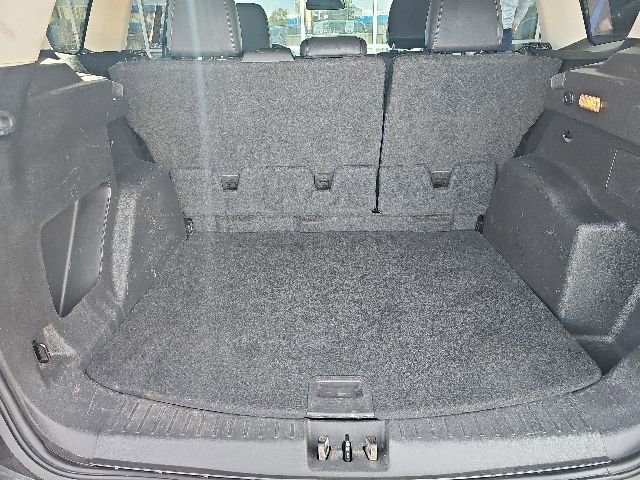 Used 2019 Ford Escape SEL AWD/4WD image 13