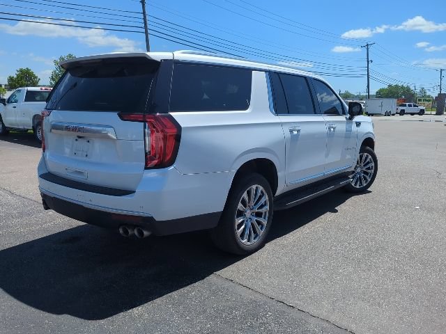 Used 2024 GMC Yukon XL Denali w/ Max Trailering Package AWD/4WD image 32