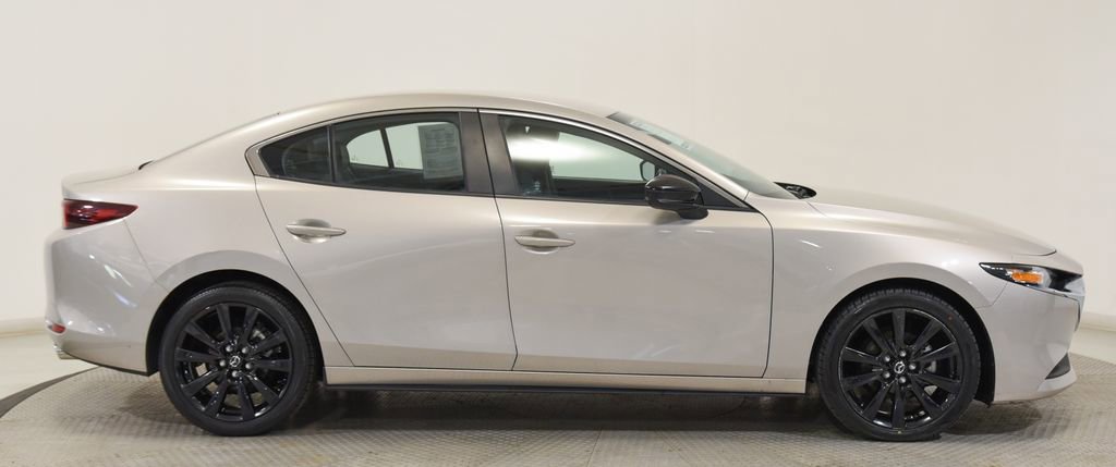Used 2024 MAZDA MAZDA3 s FWD image 15
