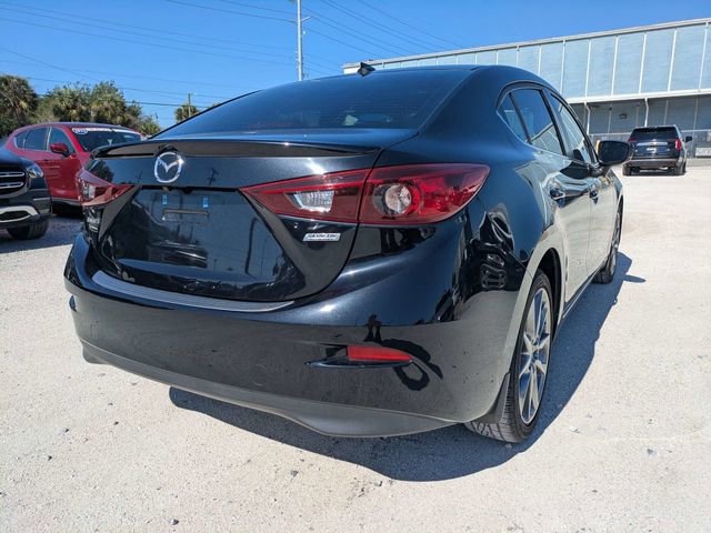 Used 2018 MAZDA MAZDA3 Touring FWD image 3