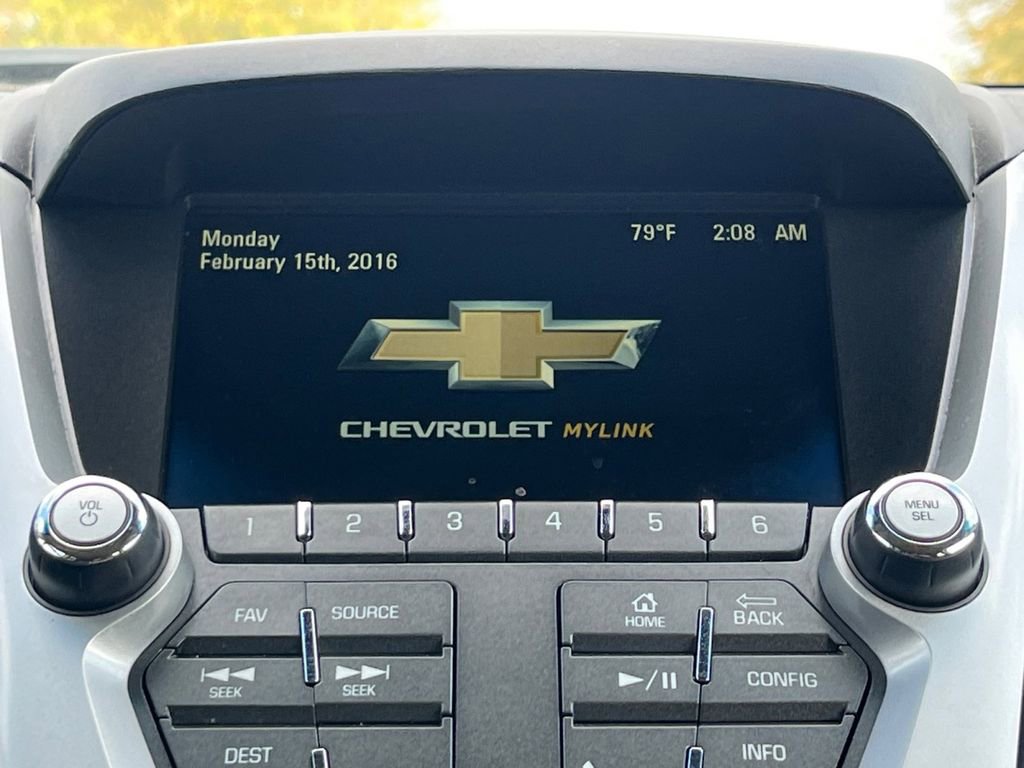 Used 2017 Chevrolet Equinox LT w/ Convenience Package image 8