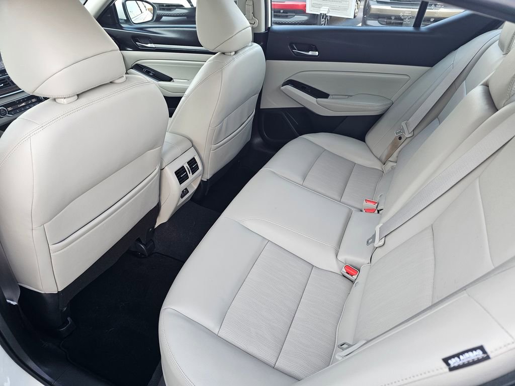 Used 2021 Nissan Altima 2.5 Platinum image 10