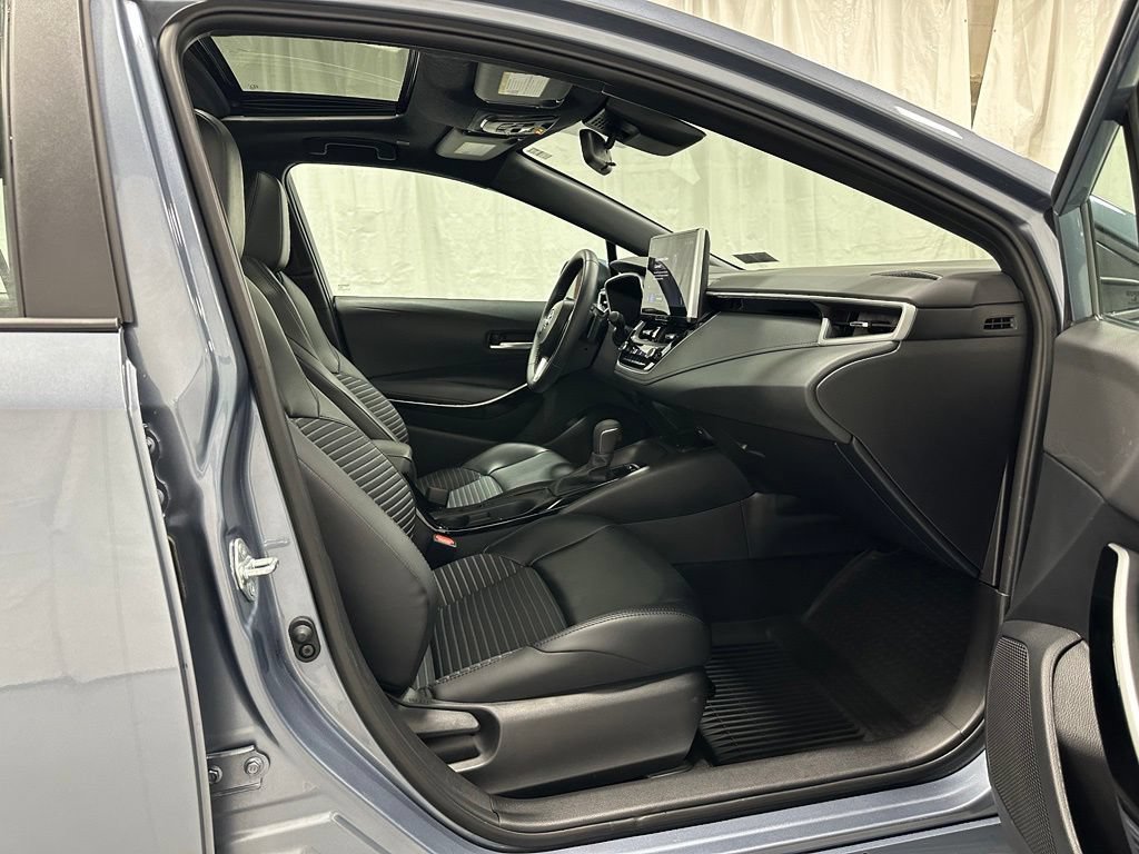 Used 2026 Toyota Corolla XSE FWD image 57