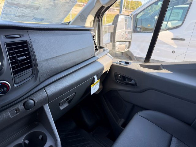 New 2025 Ford Transit 350 Low Roof AWD image 16