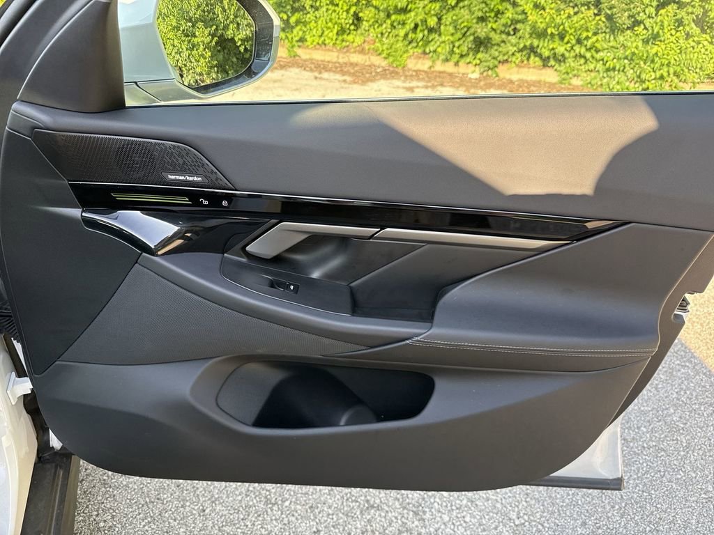 Certified 2025 BMW 228i xDrive w/ Premium Package image 30