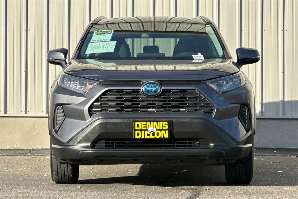 Used 2020 Toyota RAV4 LE image 10