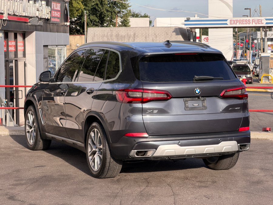 Used 2019 BMW X5 xDrive40i w/ Premium Package 2 AWD/4WD image 14