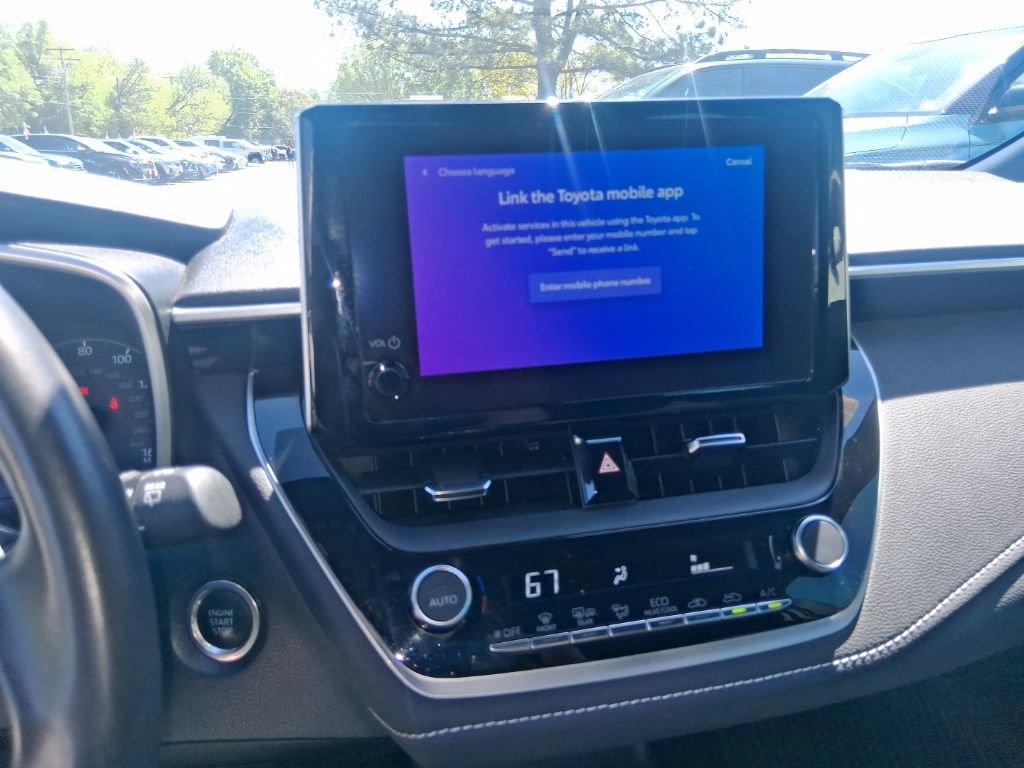 Used 2023 Toyota Corolla SE image 16