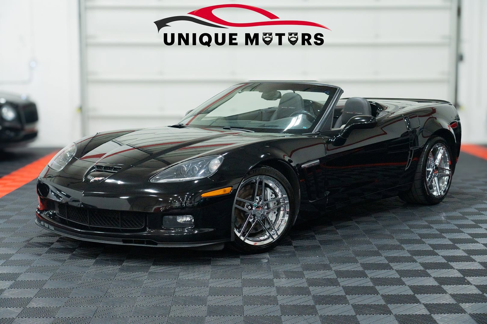 Used 2010 Chevrolet Corvette Grand Sport w/ Preferred Equipment Group RWD image 1