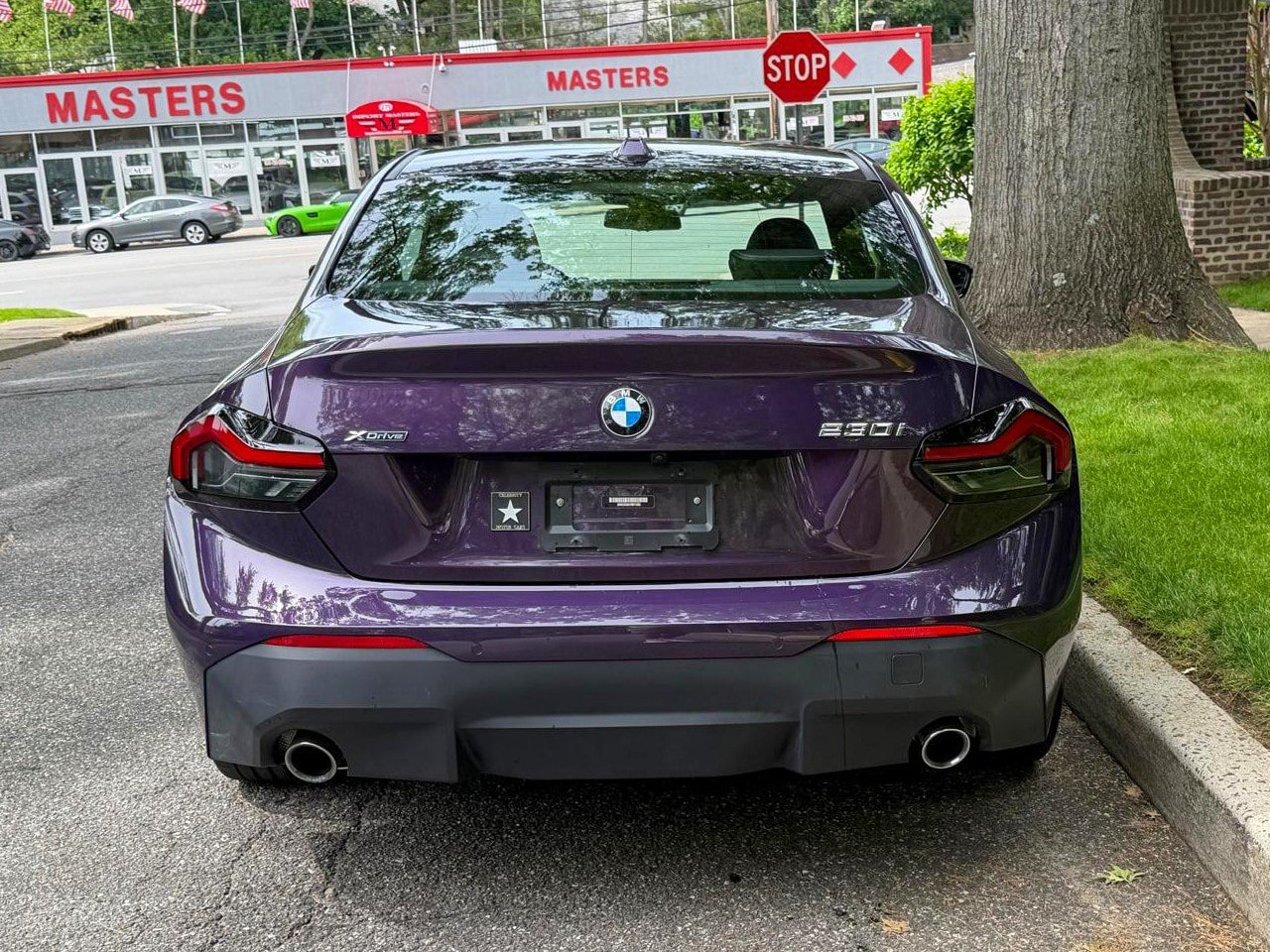 Used 2023 BMW 230i xDrive Coupe w/ Premium Package AWD/4WD image 8